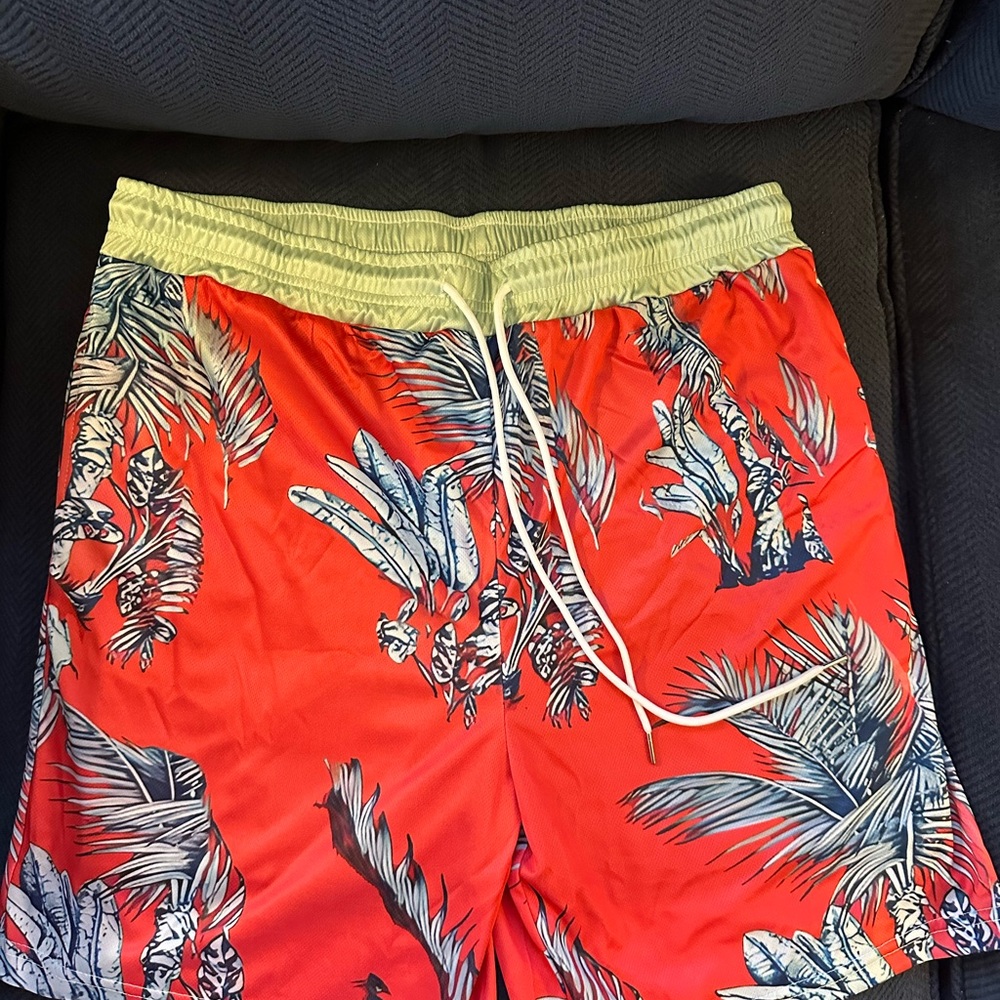 Tropical Men’s Lounge Shorts | Boxer Brief Liner | Side Pockets | Size XL